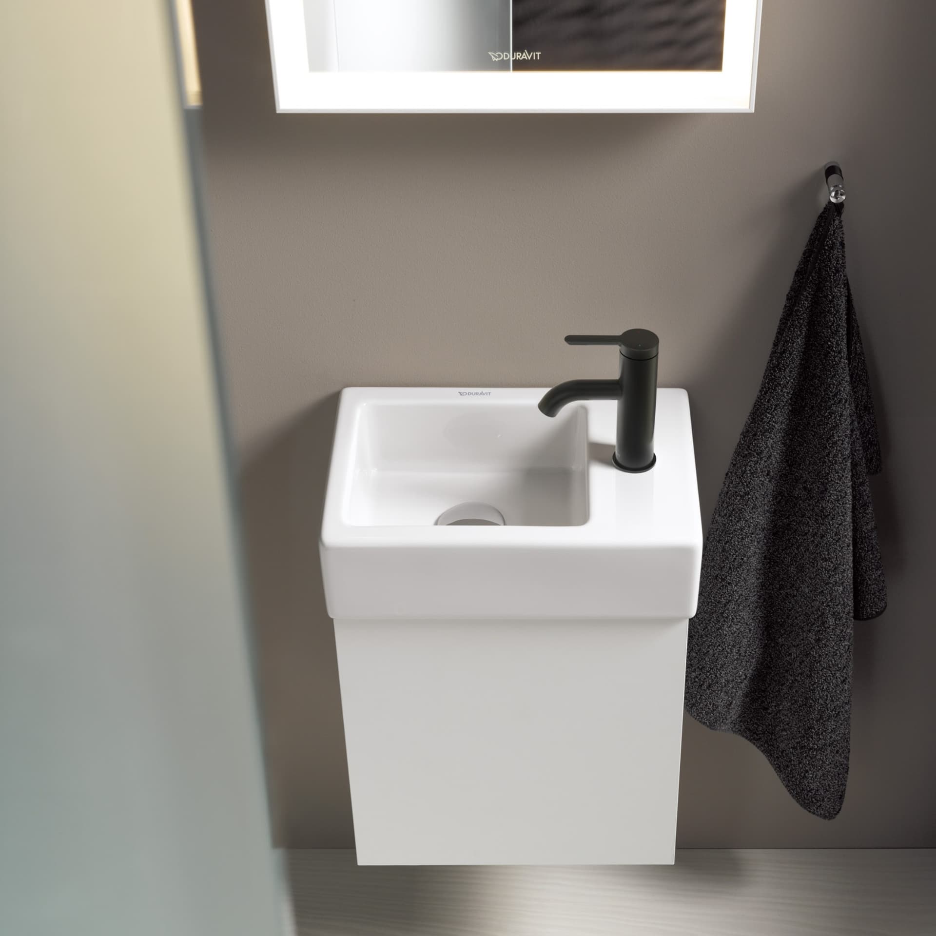 Монолитное общее впечатление