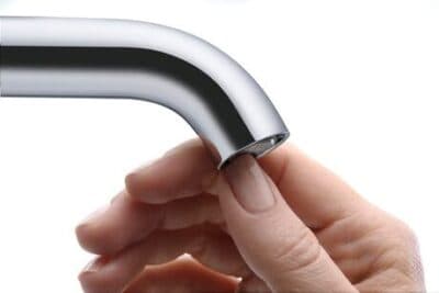 C.1 Однорычажный смеситель для умывальника 27